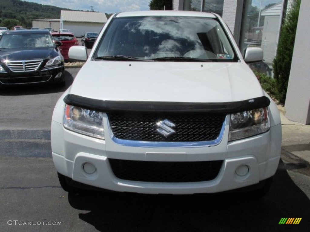 2010 Grand Vitara Premium 4x4 - White Water Pearl / Beige photo #4