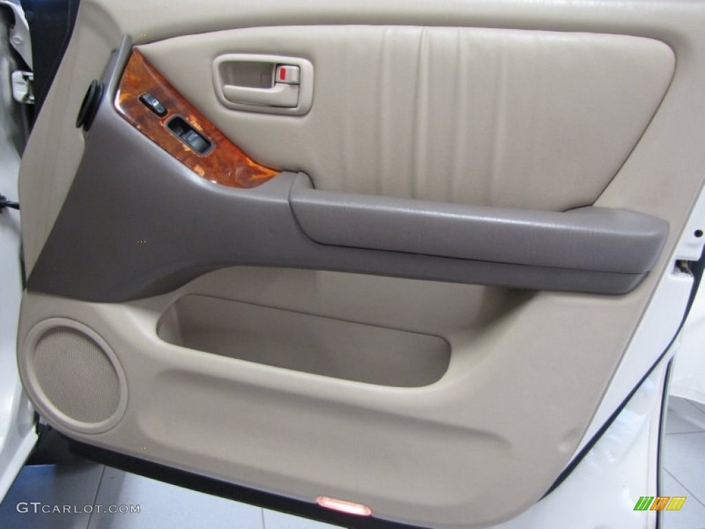 2000 RX 300 AWD - Pearl White / Ivory photo #12