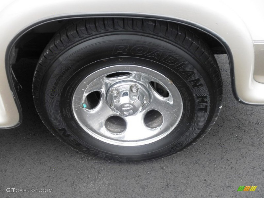 2003 Ram Van 1500 Passenger Conversion - Bright White / Sandstone photo #18