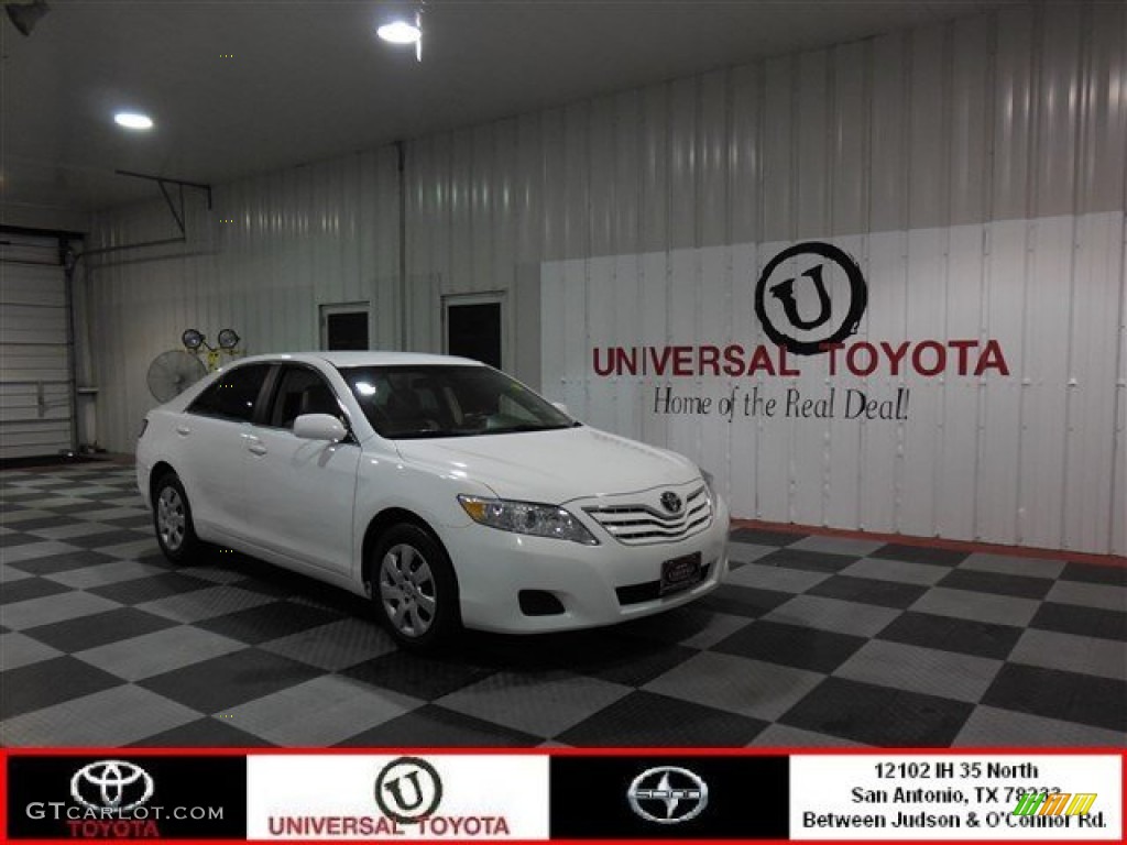 Super White Toyota Camry