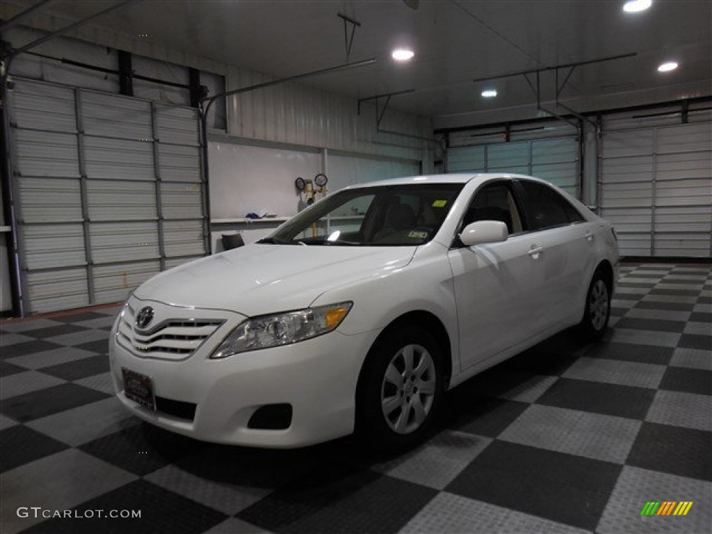 2011 Camry  - Super White / Bisque photo #3