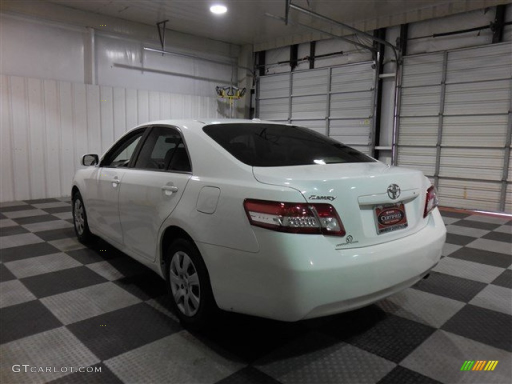 2011 Camry  - Super White / Bisque photo #5