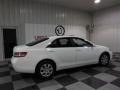 Super White - Camry  Photo No. 7