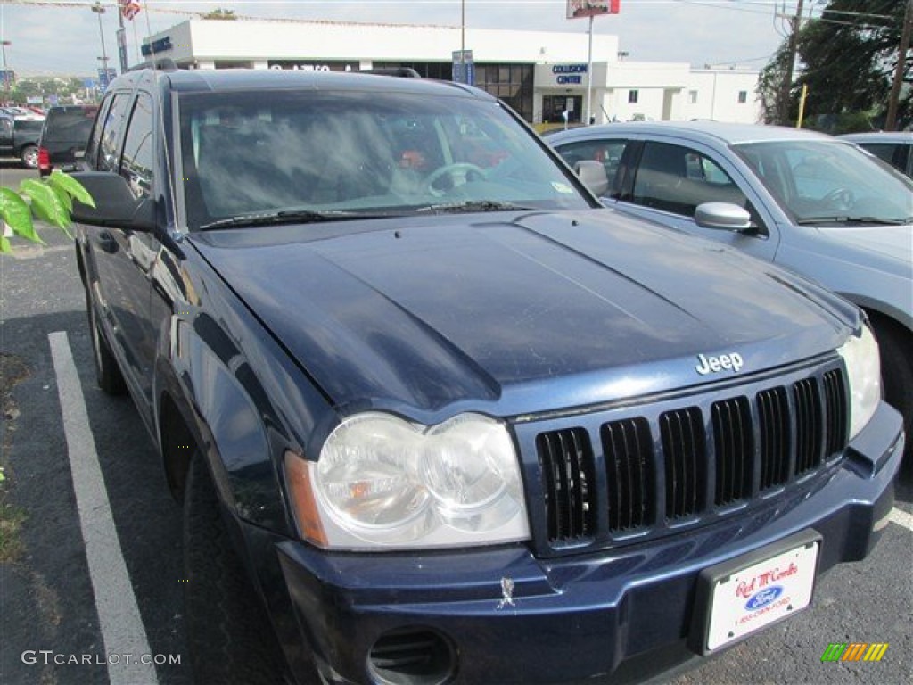 2005 Grand Cherokee Laredo - Midnight Blue Pearl / Medium Slate Gray photo #1