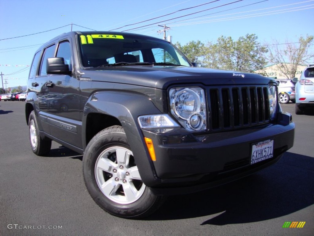 2011 Dark Charcoal Pearl Jeep Liberty Sport 4x4 84042917 Photo 28
