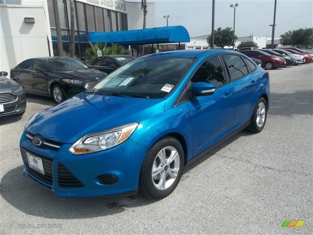 2014 Focus SE Sedan - Blue Candy / Charcoal Black photo #1