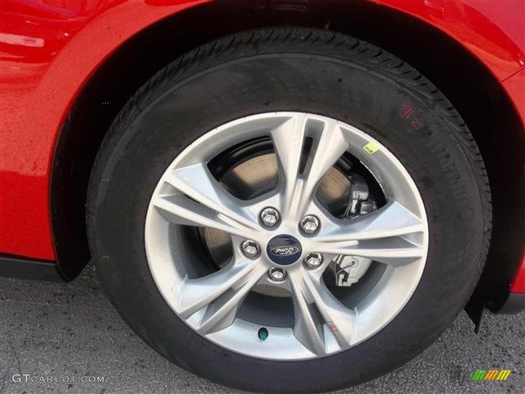 2014 Ford Focus SE Sedan Wheel Photo #84050978