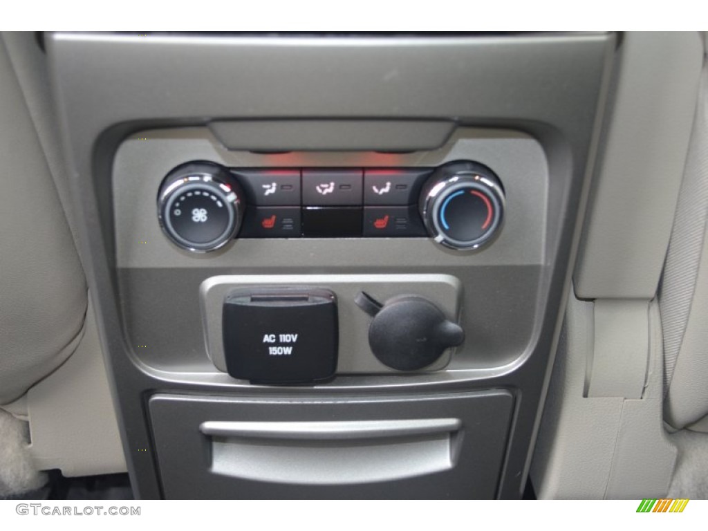 2009 Flex Limited - Light Ice Blue Metallic / Medium Light Stone photo #21