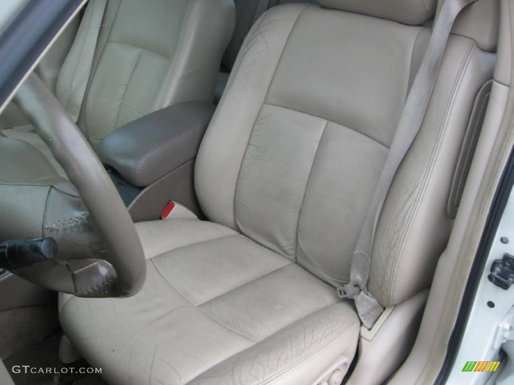 Neutral Interior 2001 Oldsmobile Aurora 4.0 Photo #84053192
