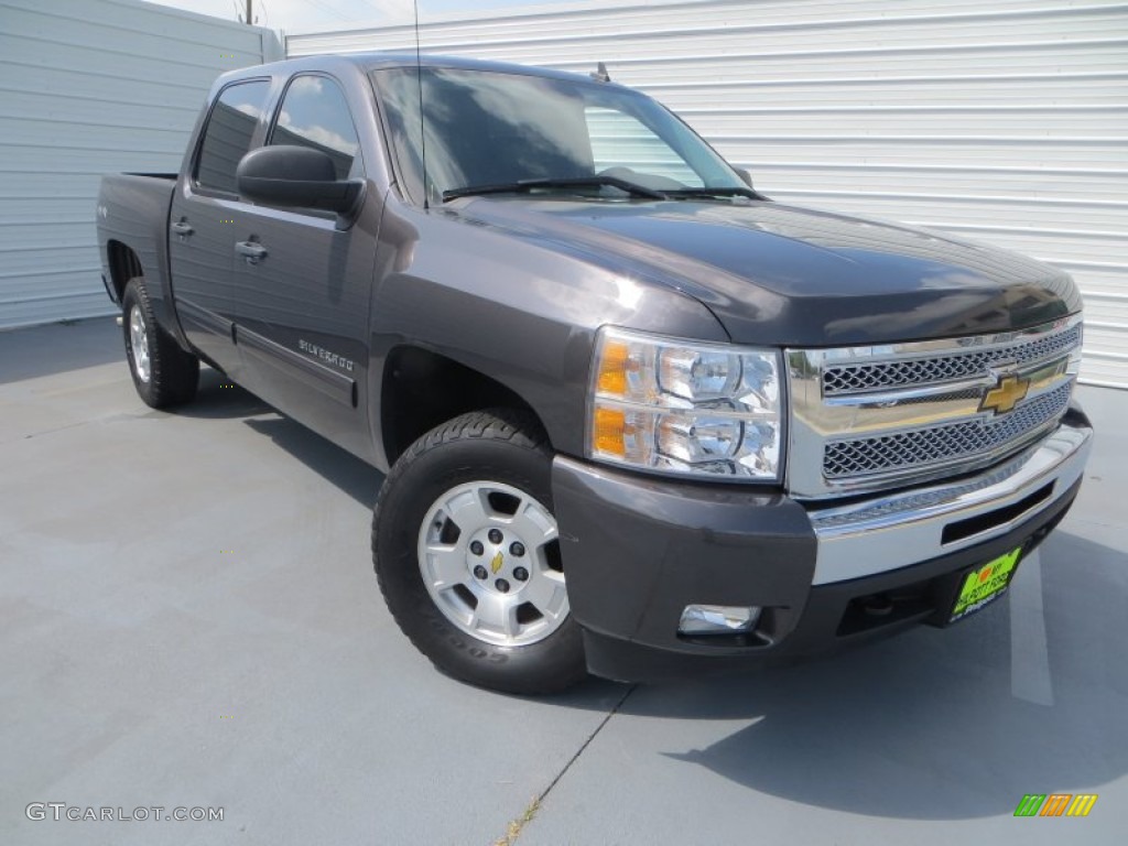 2010 Silverado 1500 LT Crew Cab 4x4 - Taupe Gray Metallic / Light Titanium/Ebony photo #1