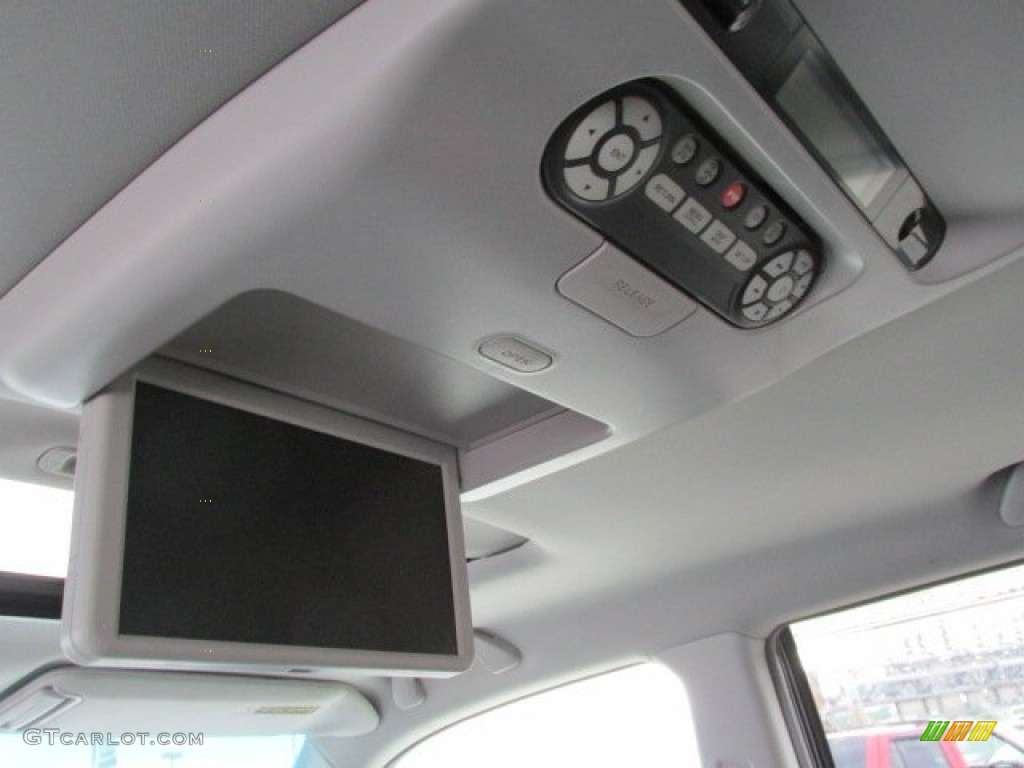 2006 Honda Pilot EX-L 4WD Entertainment System Photos