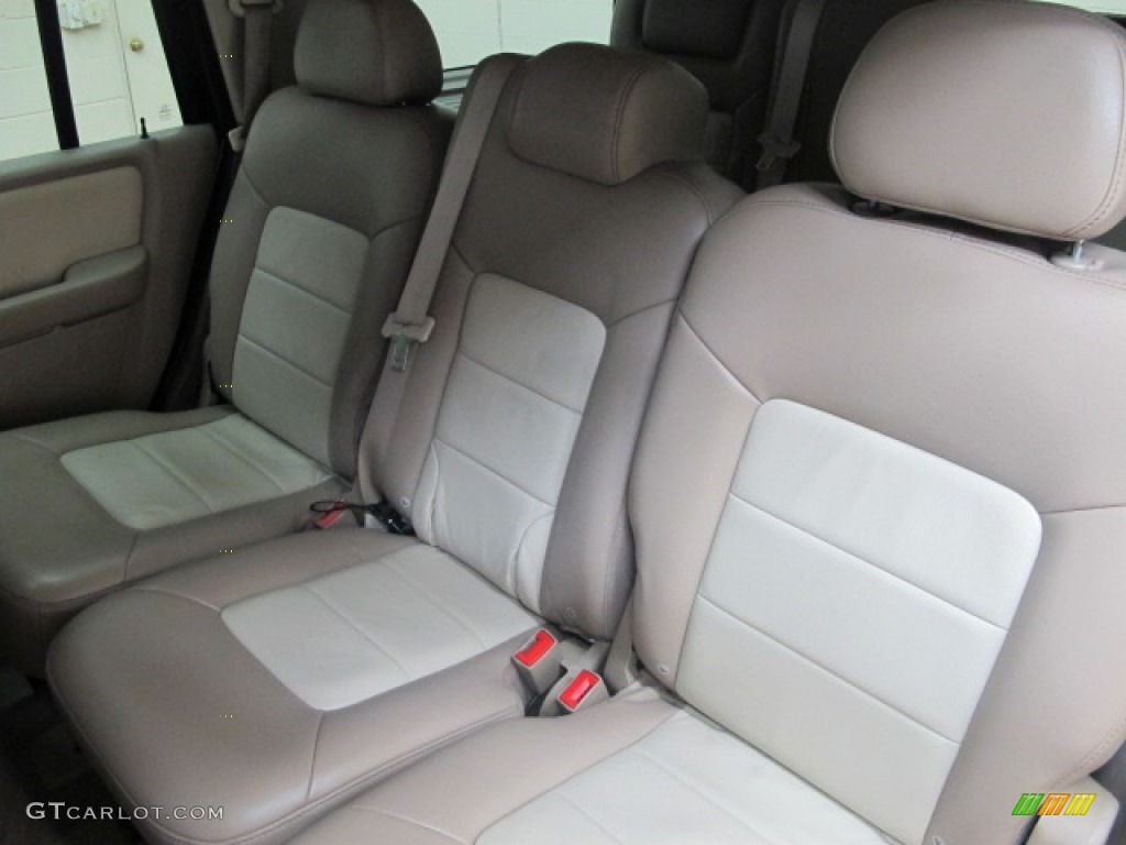 2005 Ford Expedition Eddie Bauer 4x4 Rear Seat Photo #84058391