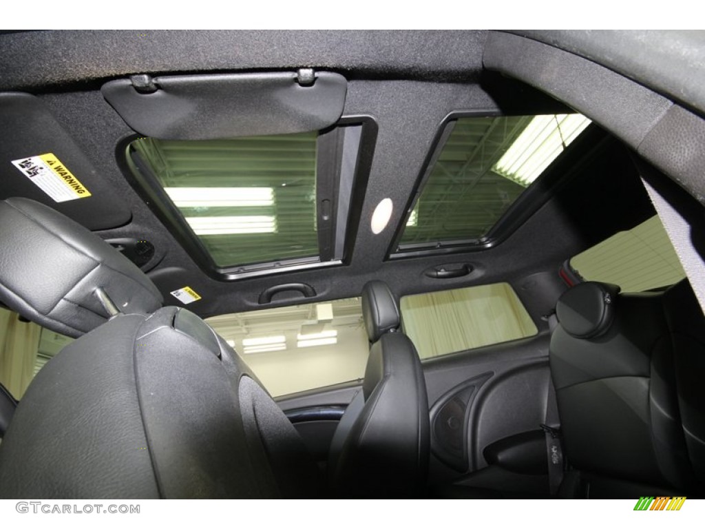 2007 Cooper Hardtop - Nightfire Red Metallic / Carbon Black/Carbon Black photo #26