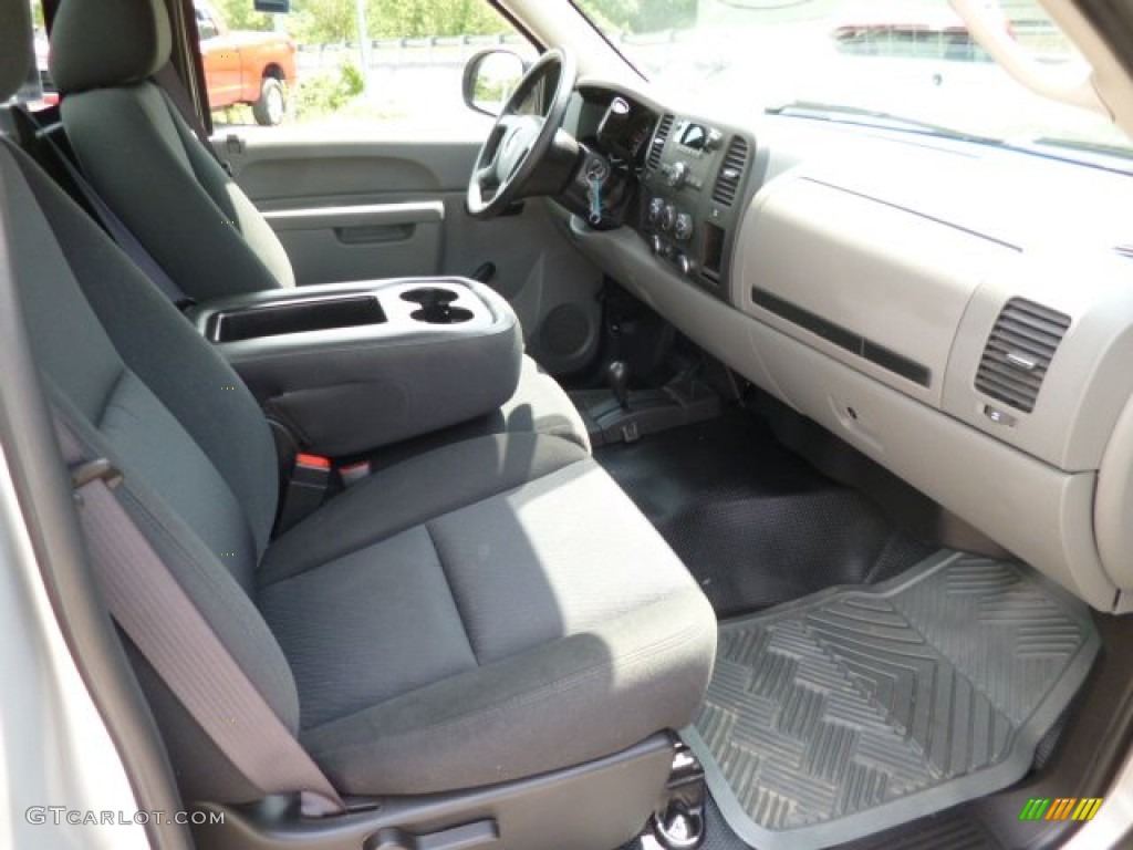 2011 Silverado 1500 Regular Cab 4x4 - Sheer Silver Metallic / Dark Titanium photo #10