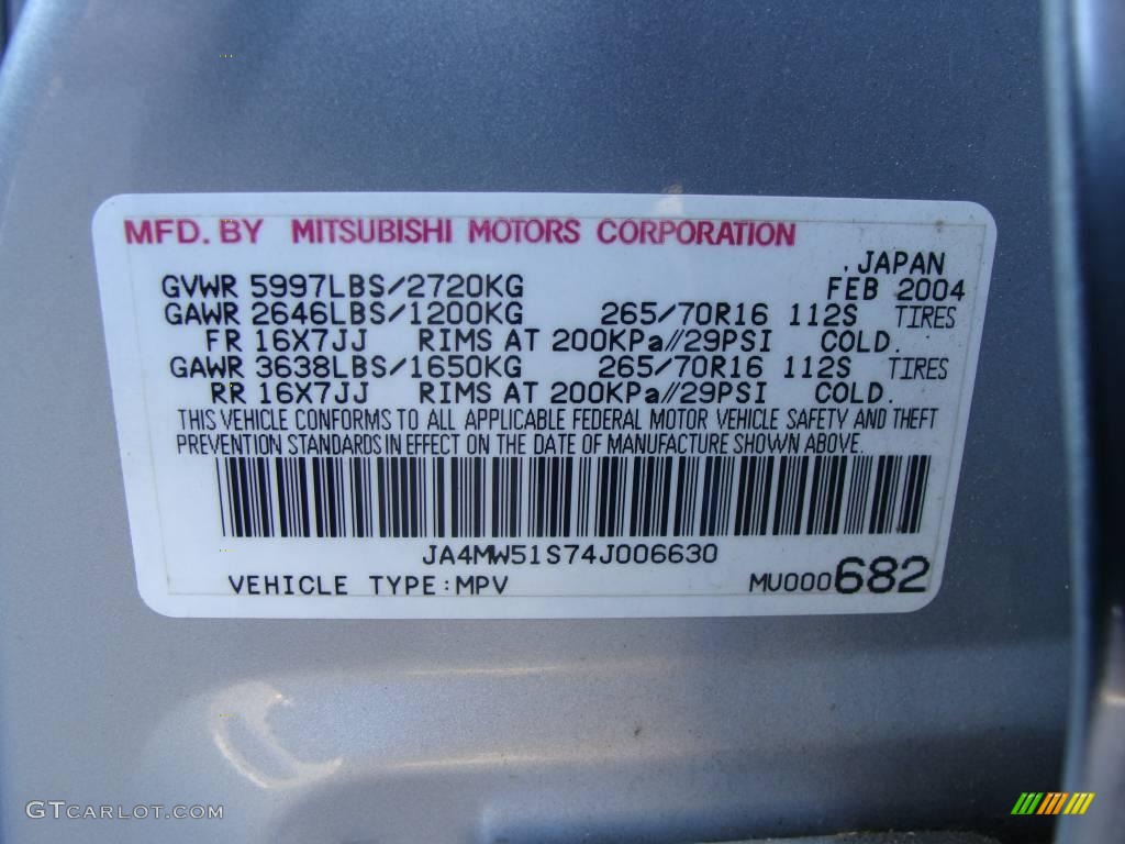 2004 Montero Limited 4x4 - Cool Silver Metallic / Charcoal photo #16