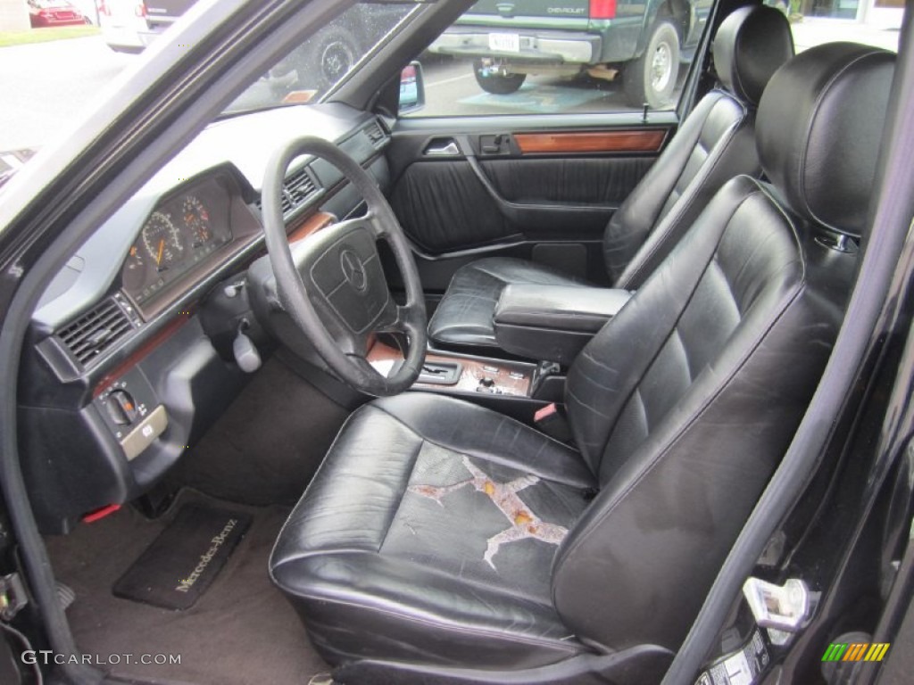 Black Interior 1995 Mercedes-Benz E 320 Sedan Photo #84059849