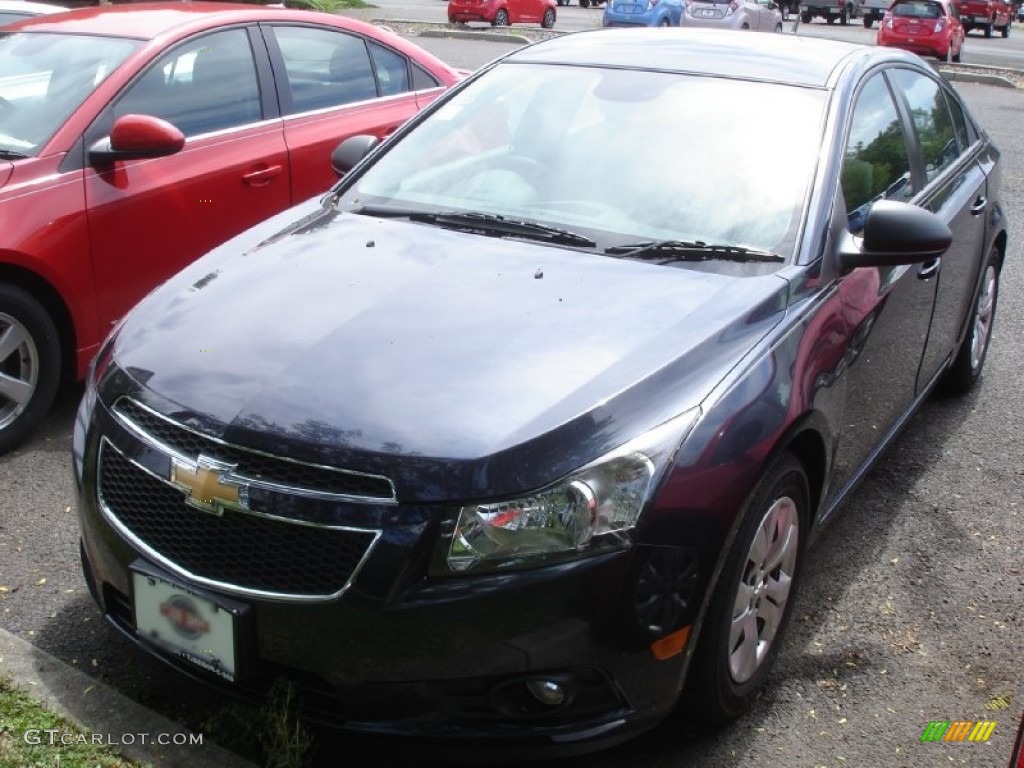 2014 Cruze LS - Blue Ray Metallic / Jet Black/Medium Titanium photo #1