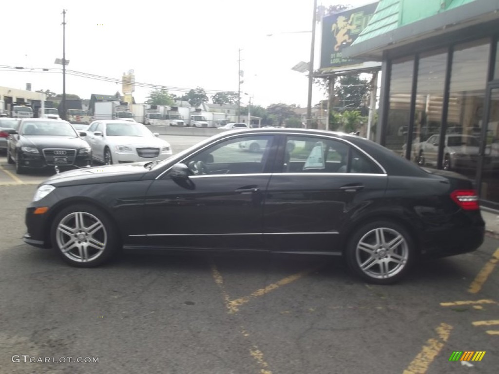 2010 E 350 4Matic Sedan - Black / Black photo #6