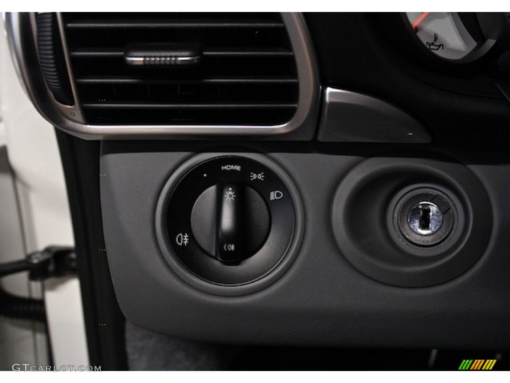 2011 Porsche 911 Turbo S Coupe Controls Photo #84063023
