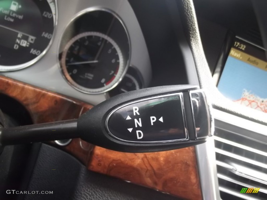 2010 E 350 4Matic Sedan - Black / Black photo #26