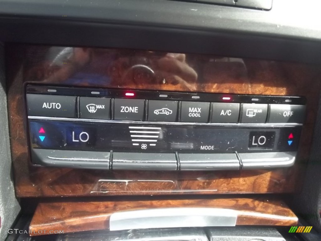 2010 E 350 4Matic Sedan - Black / Black photo #33