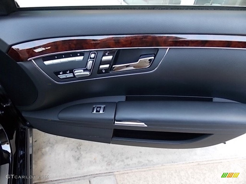2008 Mercedes-Benz S 63 AMG Sedan Black Door Panel Photo #84063860