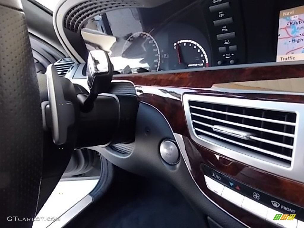 2008 Mercedes-Benz S 63 AMG Sedan Controls Photo #84064298