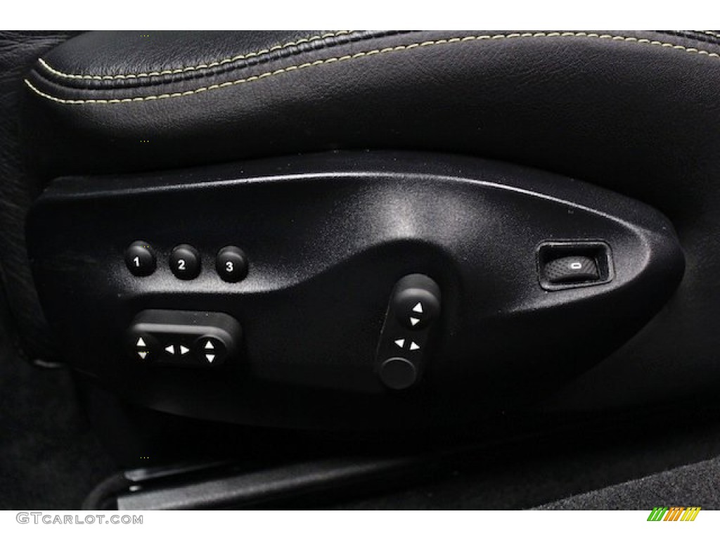 2009 Maserati GranTurismo S Controls Photo #84065264