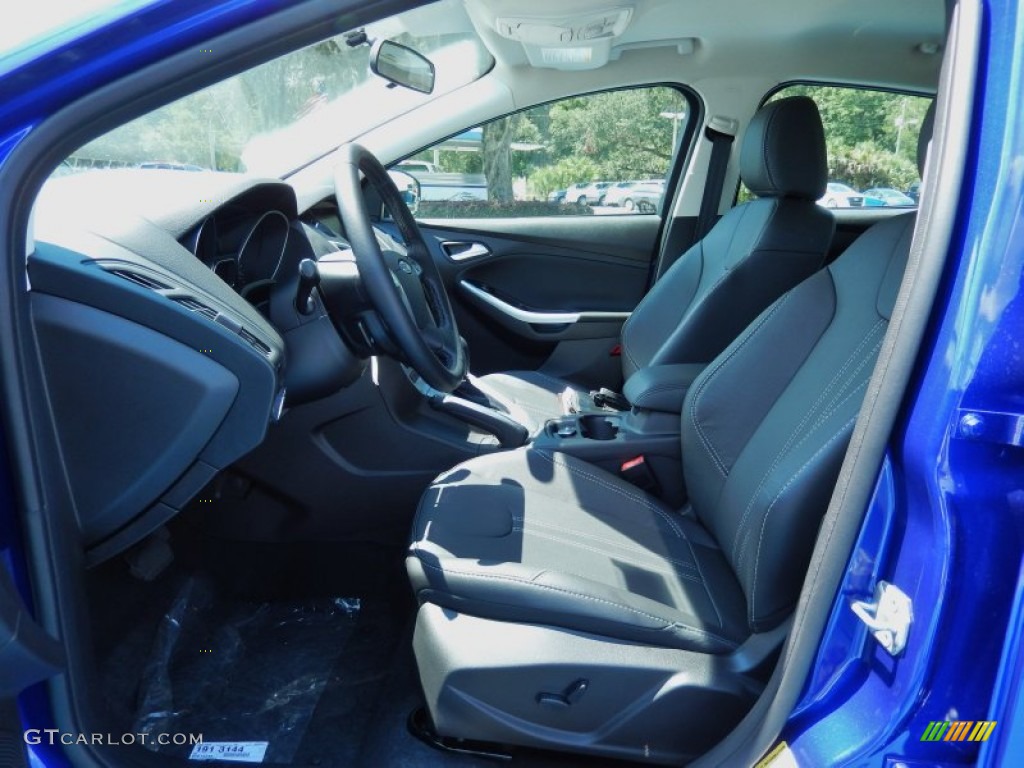 Charcoal Black Interior 2014 Ford Focus SE Sedan Photo #84067982