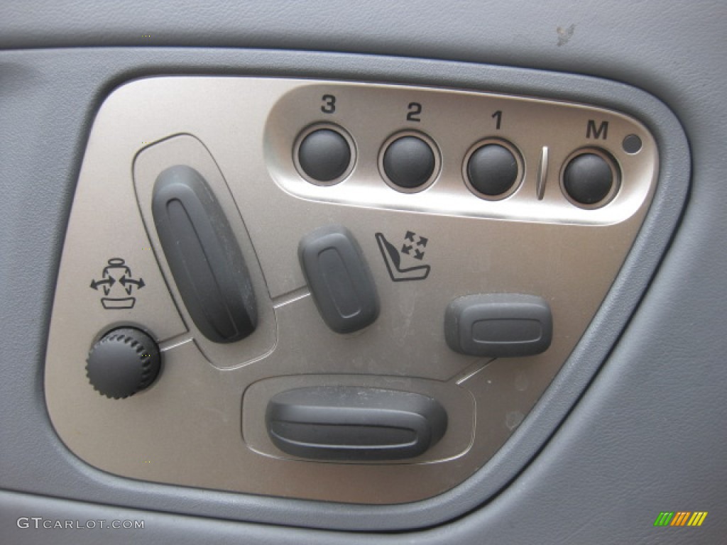 2008 Jaguar XK XK8 Coupe Controls Photo #84068819
