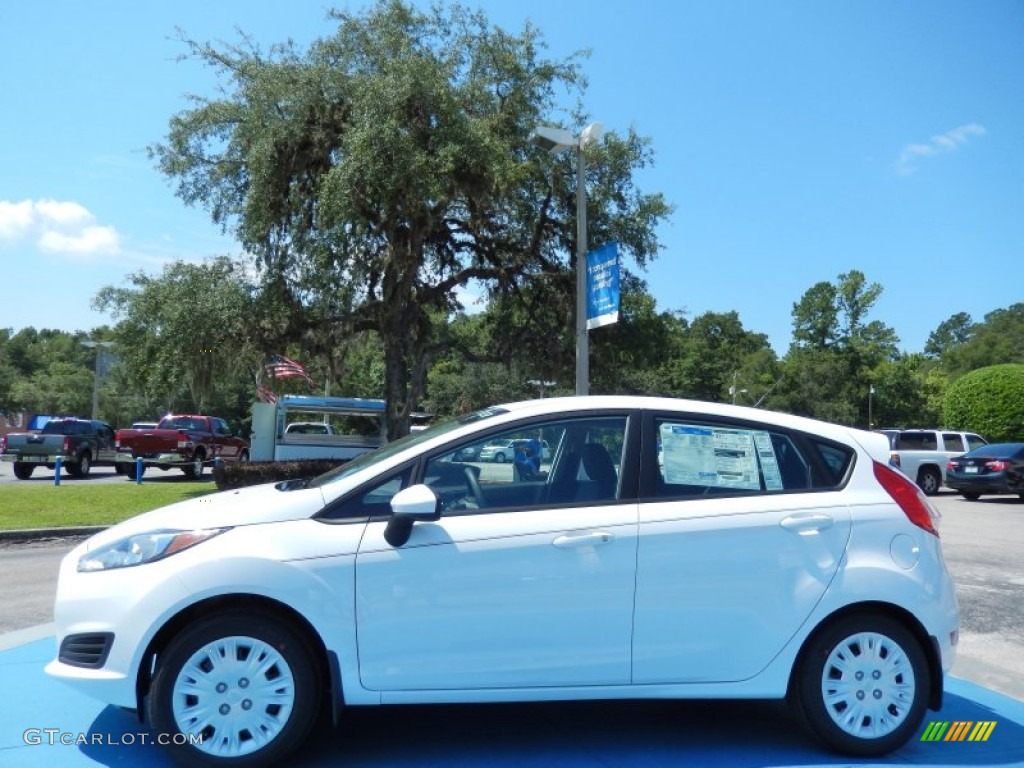 Oxford White 2014 Ford Fiesta S Hatchback Exterior Photo #84068864