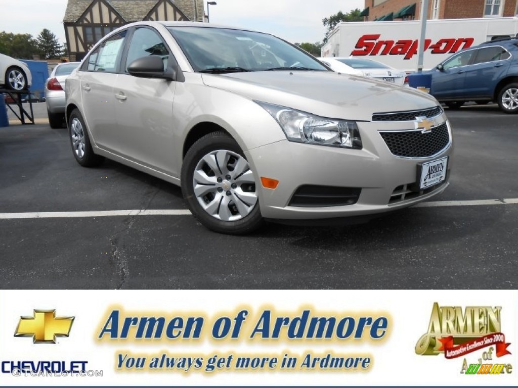 2014 Cruze LS - Champagne Silver Metallic / Jet Black/Medium Titanium photo #1