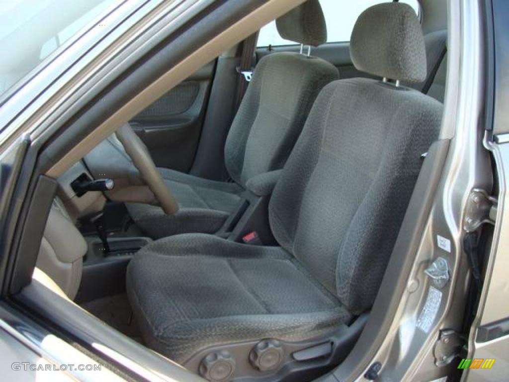 2000 Civic LX Sedan - Titanium Metallic / Beige photo #10