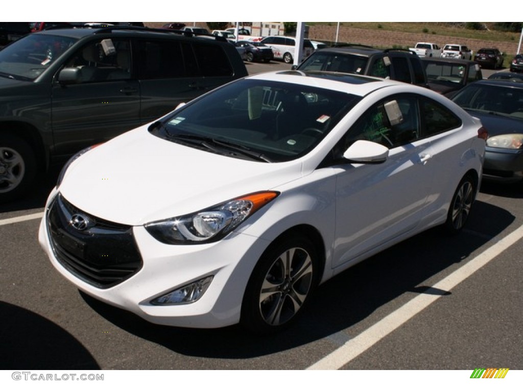 2013 Elantra Coupe SE - Monaco White / Gray photo #4