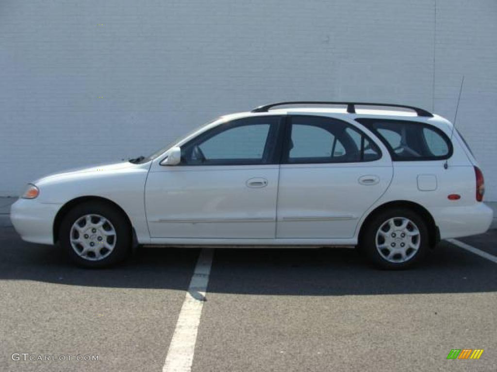 2000 Elantra GLS Wagon - Noble White / Gray photo #3