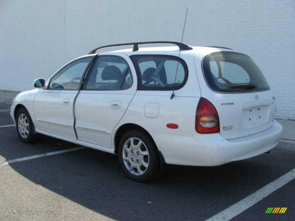 2000 Elantra GLS Wagon - Noble White / Gray photo #4