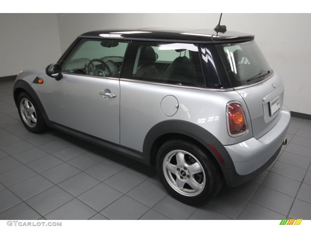 2007 Cooper Hardtop - Pure Silver Metallic / Lounge Carbon Black photo #5