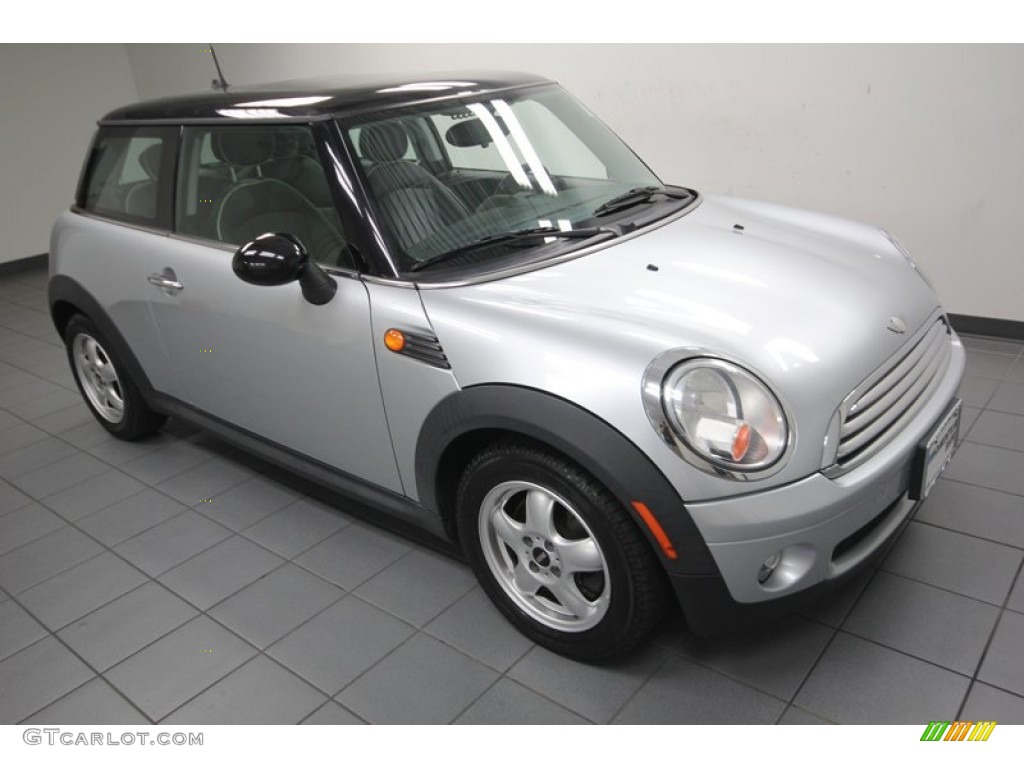 2007 Cooper Hardtop - Pure Silver Metallic / Lounge Carbon Black photo #8