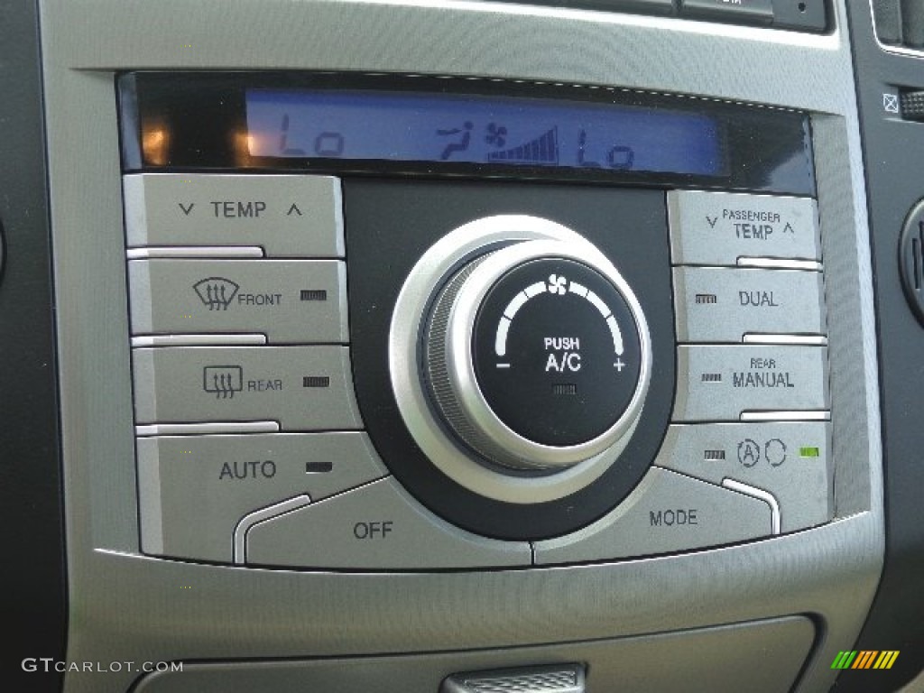 2009 Hyundai Veracruz Limited Controls Photo #84074639