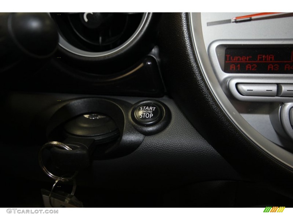 2007 Cooper Hardtop - Pure Silver Metallic / Lounge Carbon Black photo #23