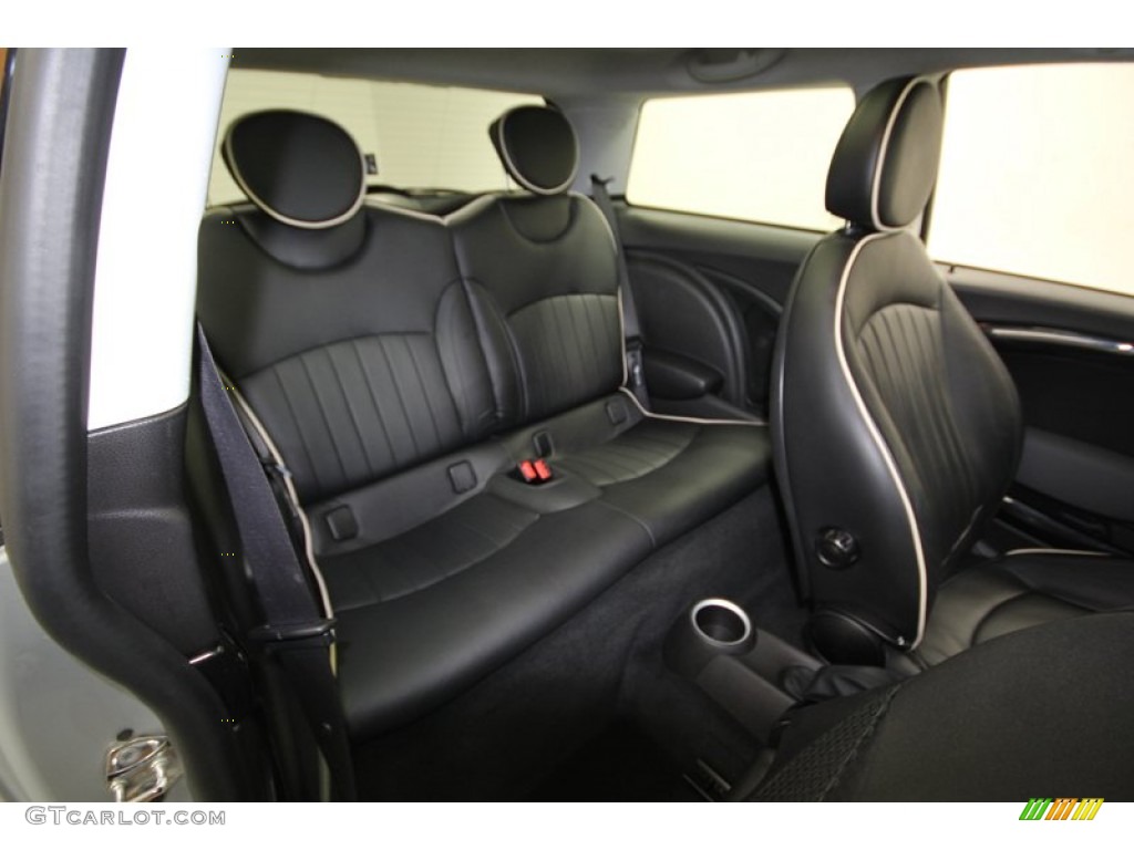 2007 Cooper Hardtop - Pure Silver Metallic / Lounge Carbon Black photo #29