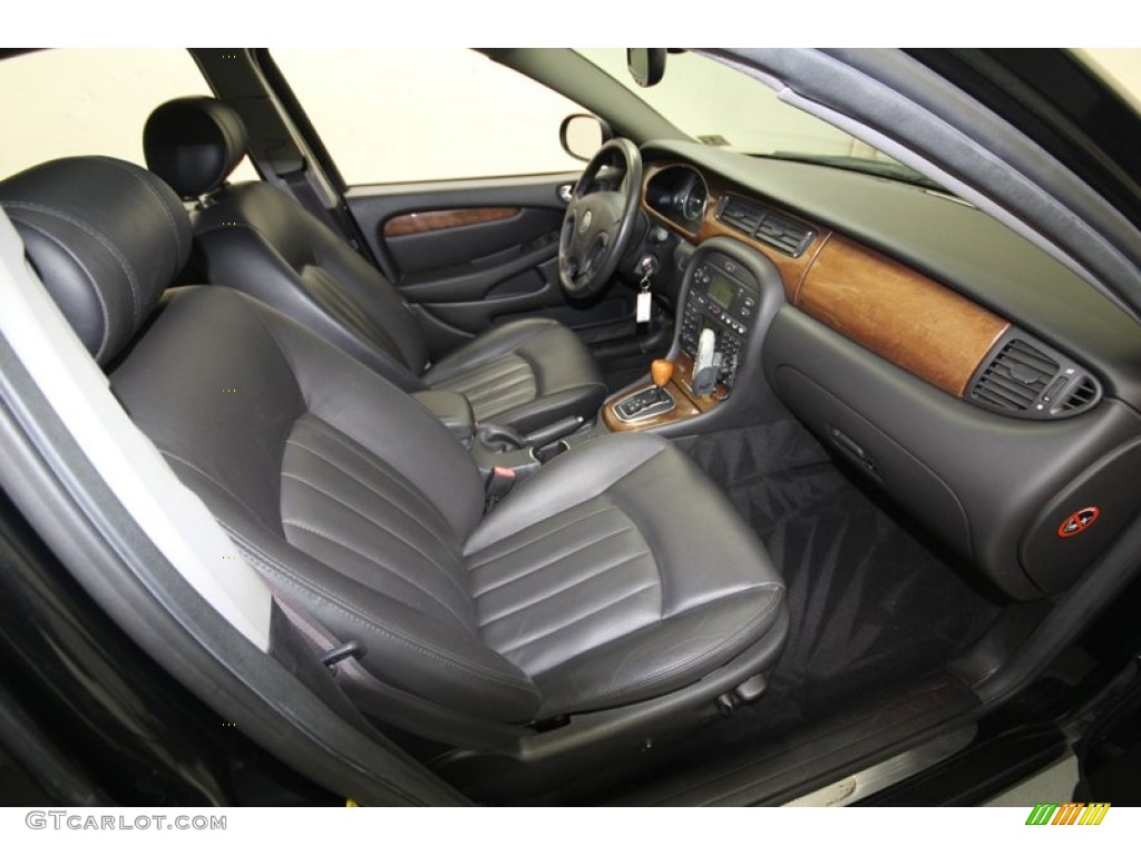 Charcoal Interior 2002 Jaguar X-Type 2.5 Photo #84076991