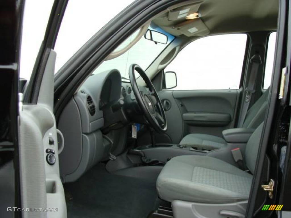 2005 Liberty Sport 4x4 - Black Clearcoat / Medium Slate Gray photo #9