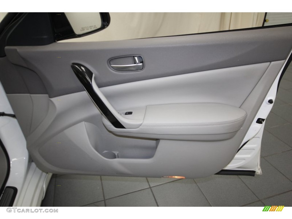 2009 Nissan Maxima 3.5 S Caffe Latte Door Panel Photo #84079067