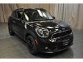 Absolute Black - Cooper S Paceman Photo No. 4