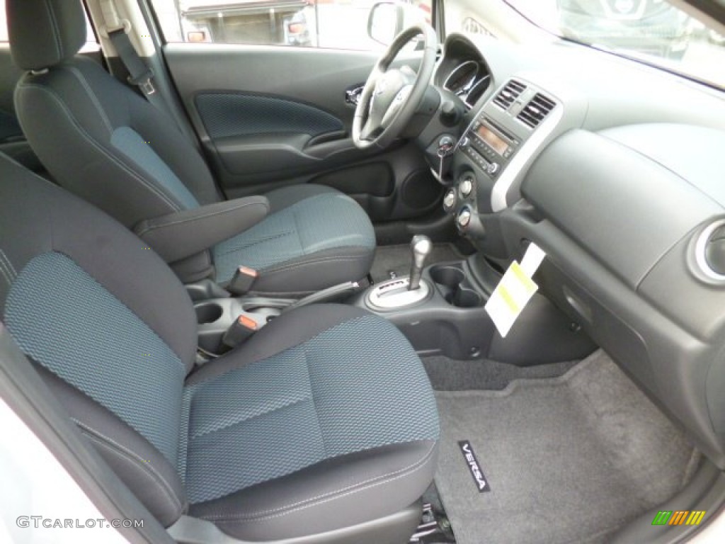 Charcoal Interior 2014 Nissan Versa Note SV Photo #84079211