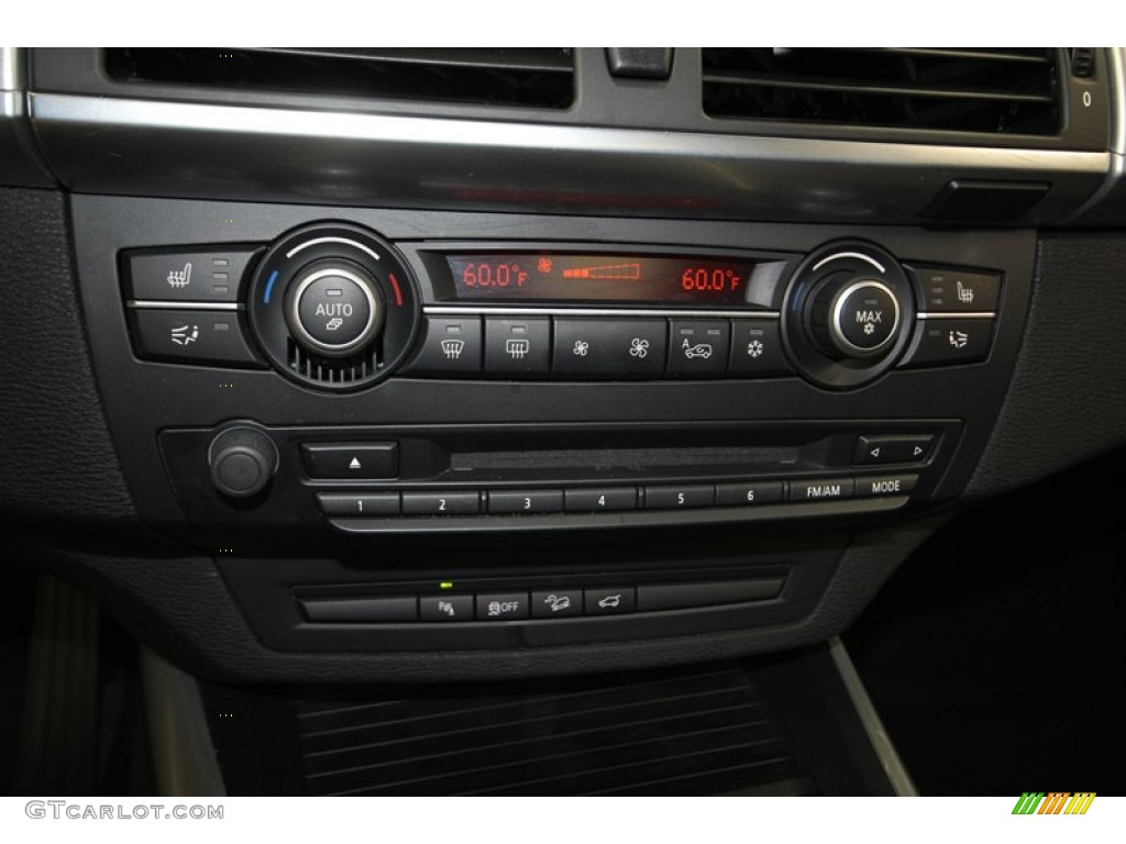 2012 BMW X5 xDrive50i Controls Photo #84079544
