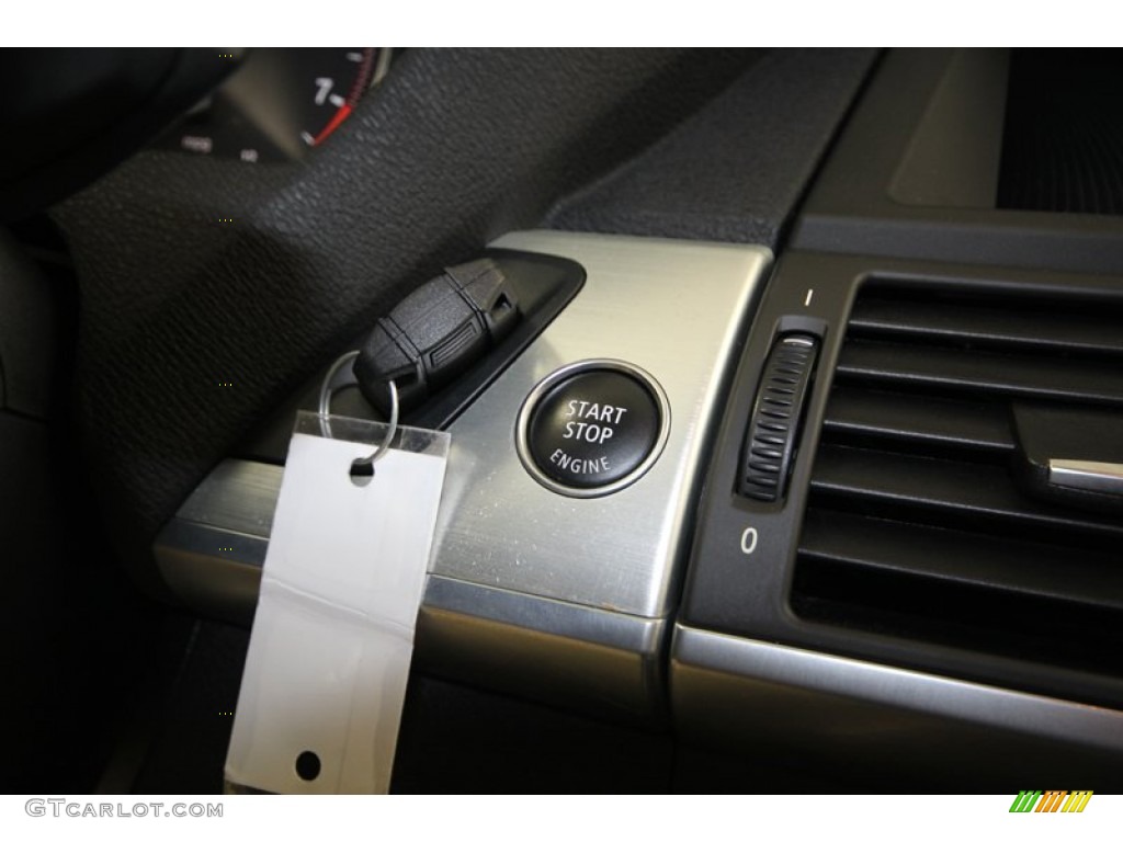 2012 BMW X5 xDrive50i Controls Photo #84079619