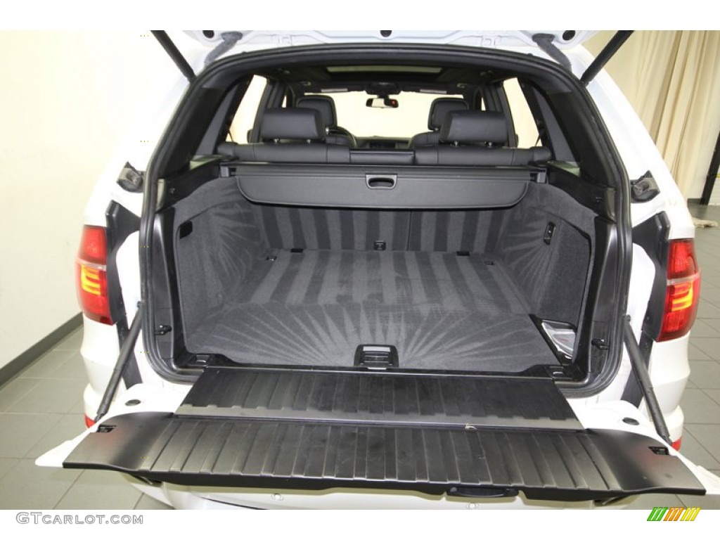 2012 BMW X5 xDrive50i Trunk Photo #84079796