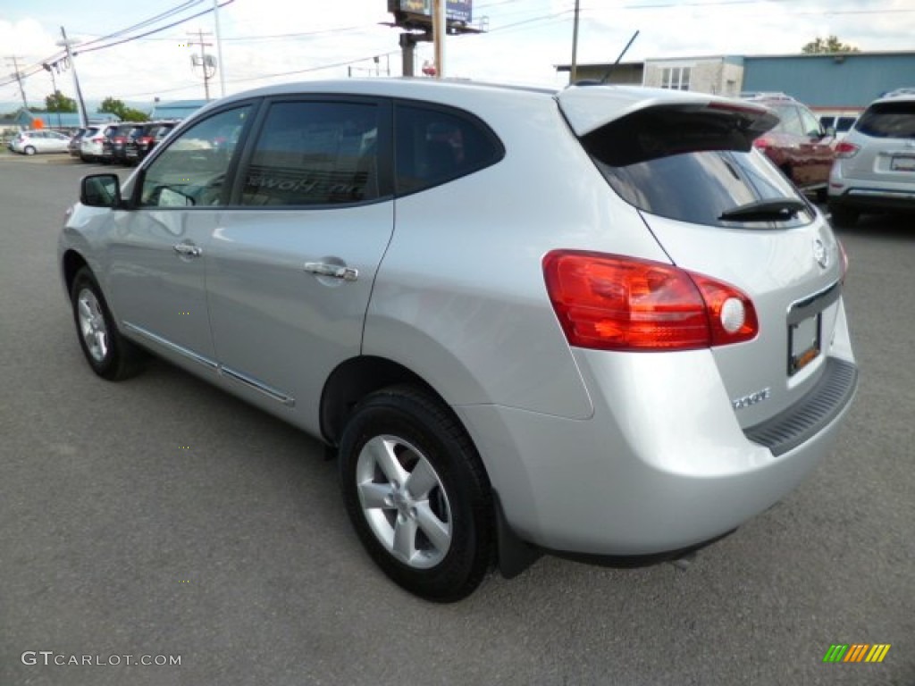 2013 Rogue S AWD - Brilliant Silver / Black photo #5